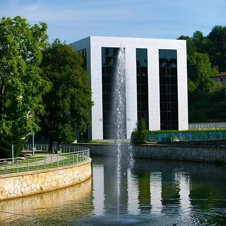 Hotel Bank