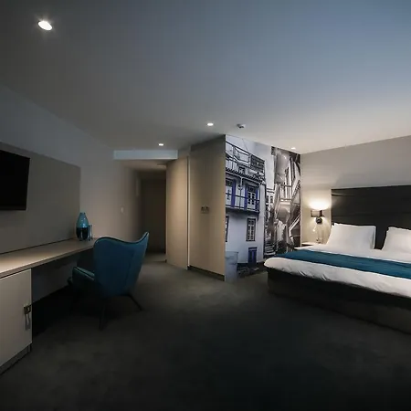 Hotel Bank